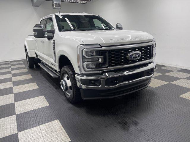 Photo of 2026 Star White Ford F-350
