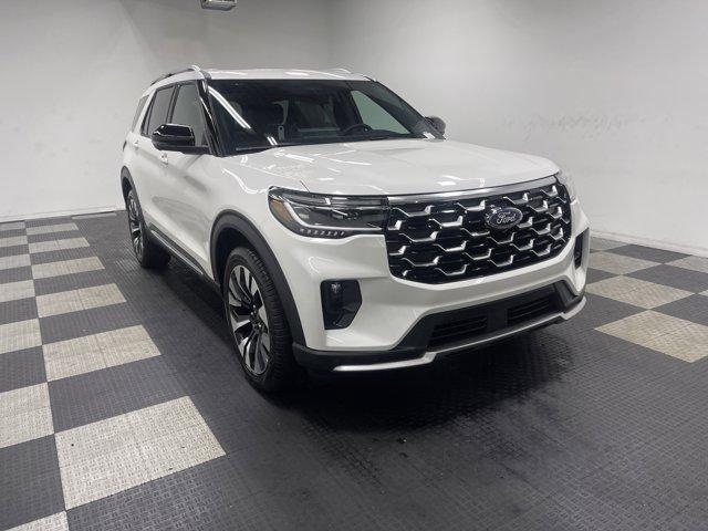 Photo of 2025 White Ford Explorer