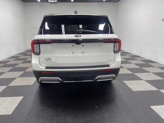 Photo of 2025 White Ford Explorer