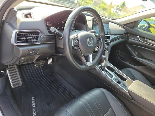 Photo of 2021 Platinum White Pearl Honda Accord