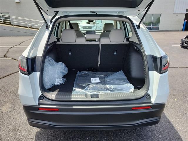 Photo of 2025 Platinum White Pearl Honda HR-V