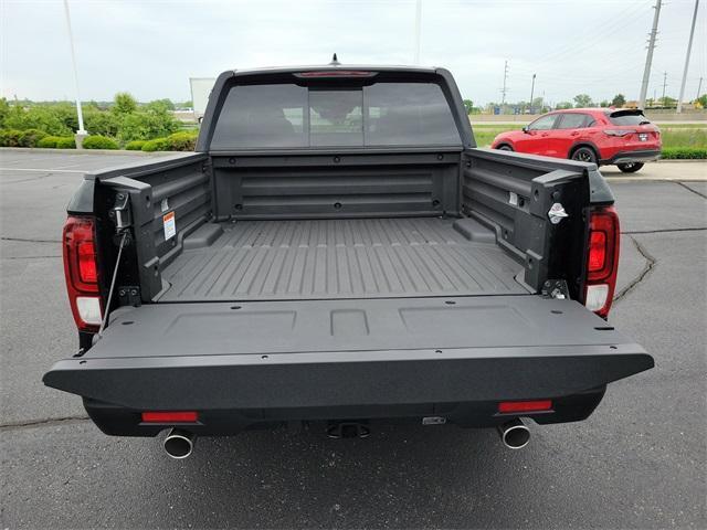 Photo of 2025 Crystal Black Pearl Honda Ridgeline