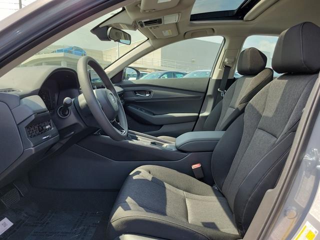 Photo of 2025 Urban Gray Pearl Honda Accord