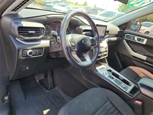 Photo of 2020 Iconic Silver Ford Explorer