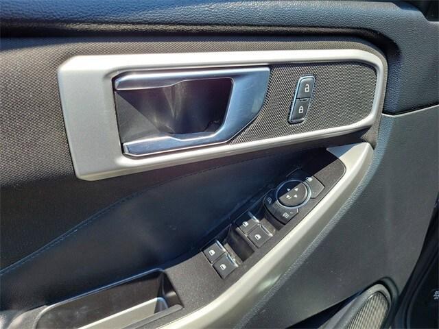 Photo of 2020 Iconic Silver Ford Explorer