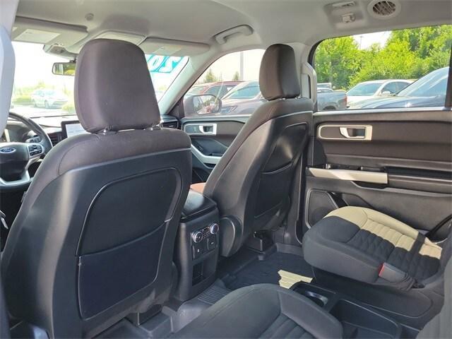Photo of 2020 Iconic Silver Ford Explorer