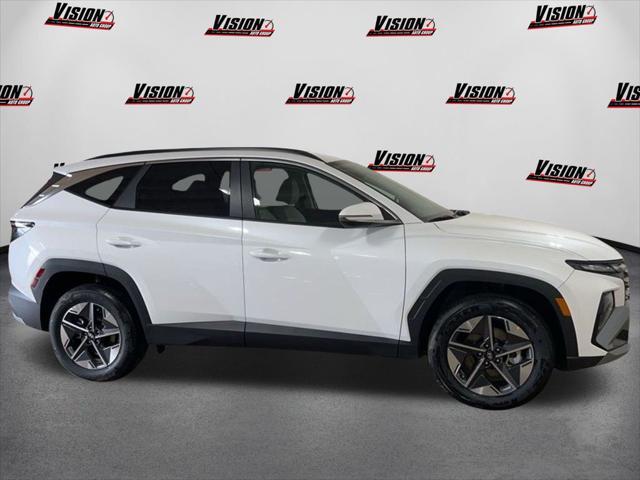 Photo of 2025 Serenity White Pearl Hyundai TUCSON