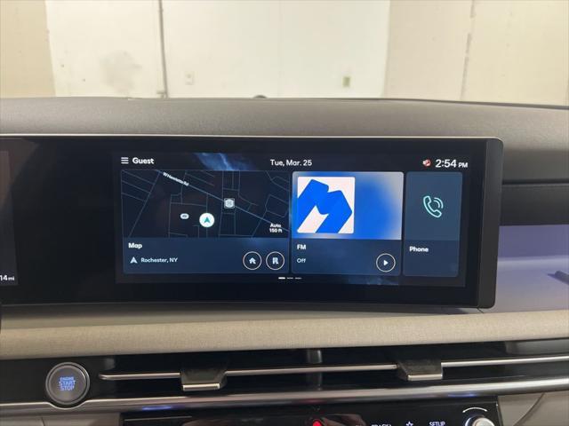 Photo of 2025 Serenity White Pearl Hyundai TUCSON