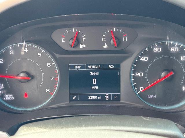 Photo of 2024 Summit White Chevrolet Malibu
