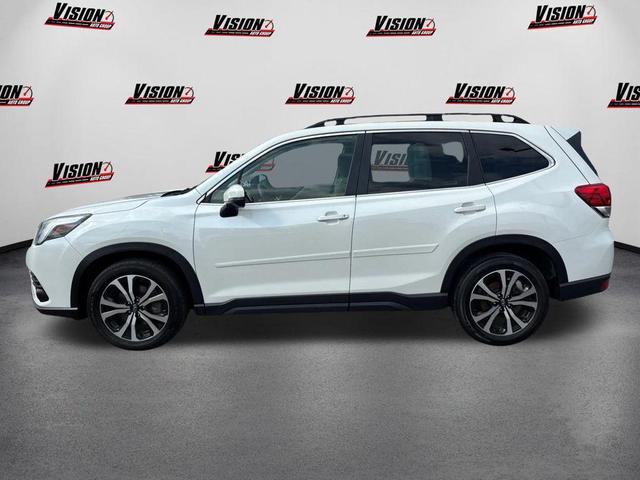 Photo of 2022 Crystal White Pearl Subaru Forester