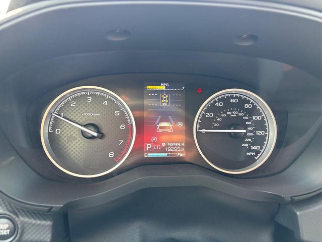 Photo of 2022 Crystal White Pearl Subaru Forester