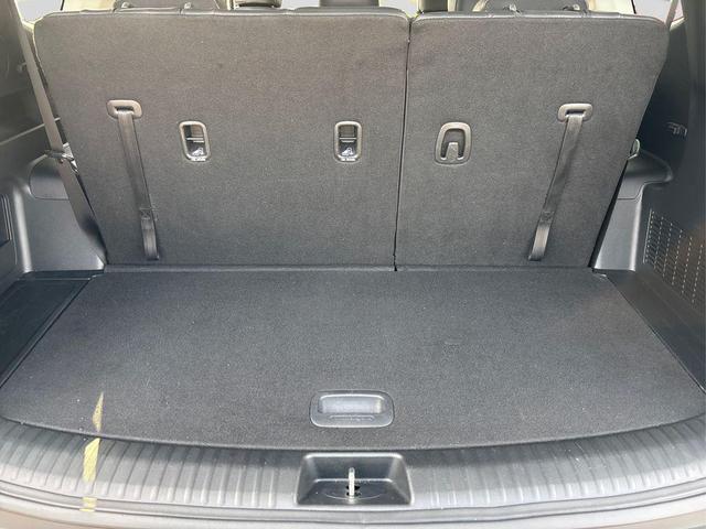 Photo of 2020 Snow White Pearl Kia Telluride