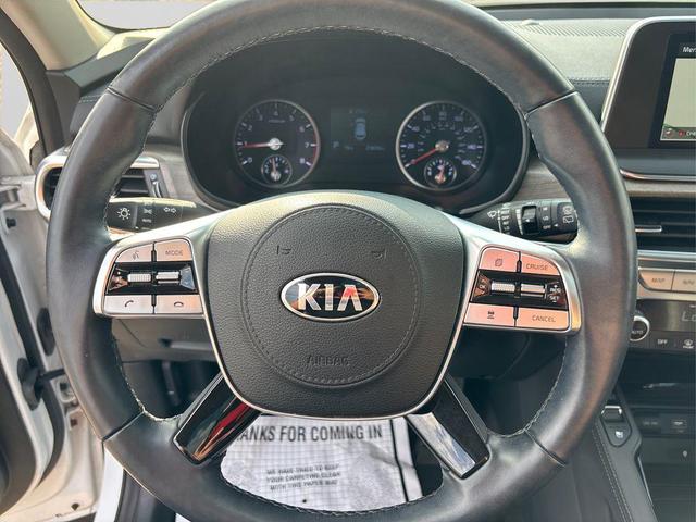 Photo of 2020 Snow White Pearl Kia Telluride