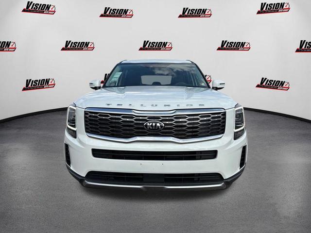 Photo of 2020 Snow White Pearl Kia Telluride
