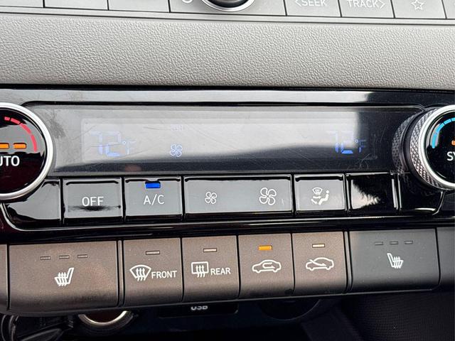 Photo of 2025 Serenity White Hyundai ELANTRA
