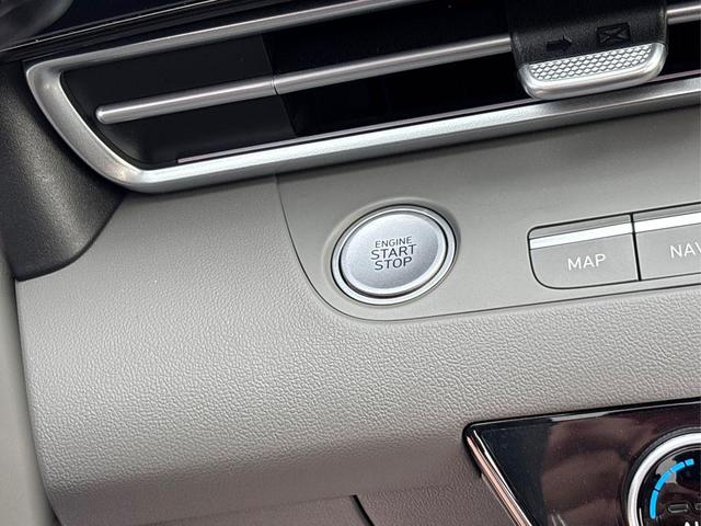 Photo of 2025 Serenity White Hyundai ELANTRA