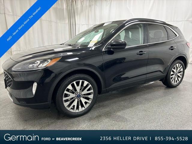 Photo of 2022 Agate Black Metallic Ford Escape