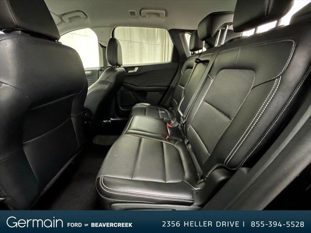Photo of 2022 Agate Black Metallic Ford Escape