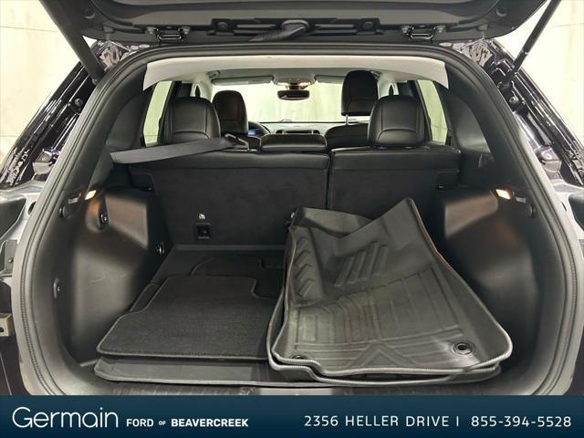 Photo of 2021 Sangria Metallic Clearcoat Jeep Cherokee