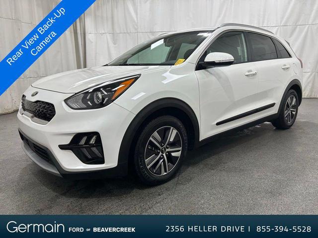 Photo of 2020 Snow White Pearl Kia Niro