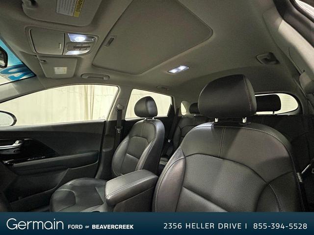 Photo of 2020 Snow White Pearl Kia Niro