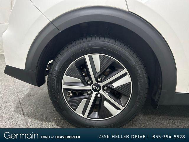 Photo of 2020 Snow White Pearl Kia Niro