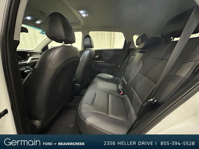Photo of 2020 Snow White Pearl Kia Niro