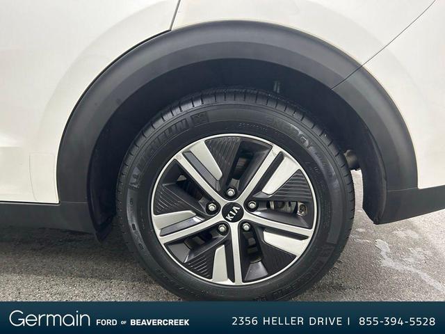 Photo of 2020 Snow White Pearl Kia Niro