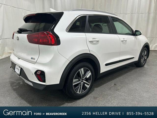 Photo of 2020 Snow White Pearl Kia Niro
