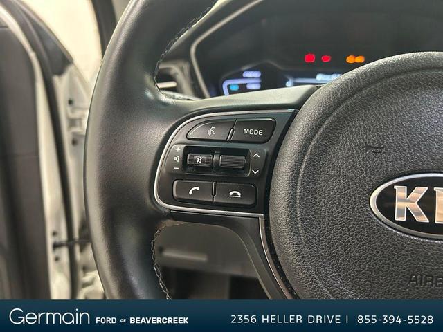Photo of 2020 Snow White Pearl Kia Niro
