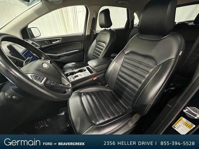 Photo of 2022 Stone Blue Metallic Ford Edge