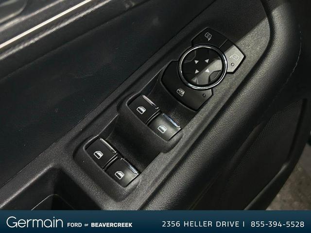 Photo of 2022 Stone Blue Metallic Ford Edge