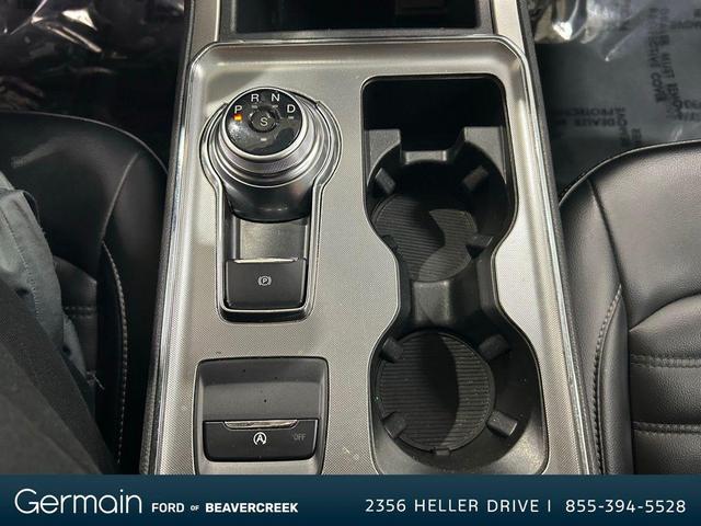 Photo of 2022 Stone Blue Metallic Ford Edge