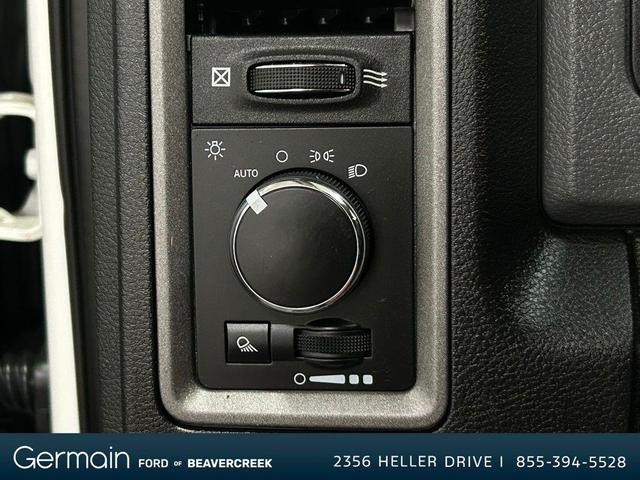 Photo of 2019 Bright White Clearcoat RAM 1500
