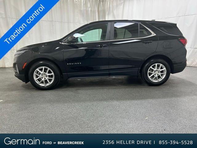 Photo of 2022 Mosaic Black Metallic Chevrolet Equinox