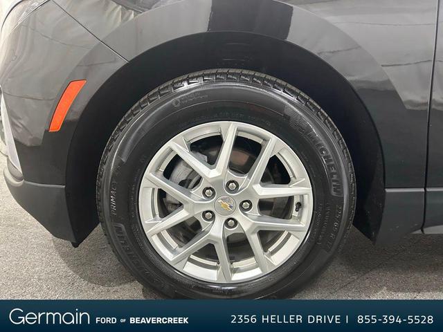 Photo of 2022 Mosaic Black Metallic Chevrolet Equinox
