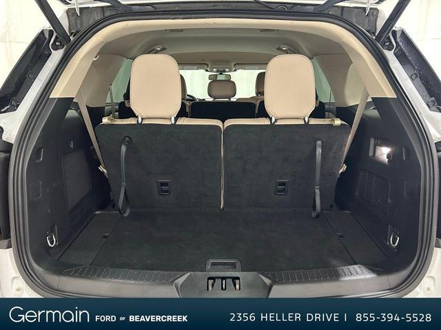 Photo of 2023 Oxford White Ford Explorer