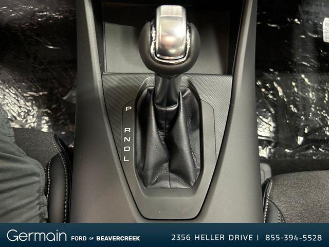 Photo of 2025 Magenta Ford Mustang