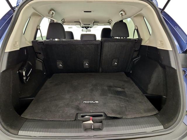 Photo of 2023 Blue Nissan Rogue