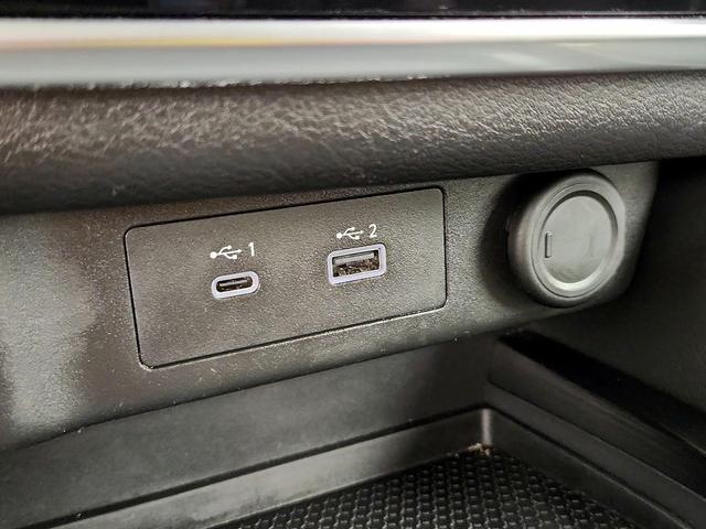 Photo of 2023 Blue Nissan Rogue