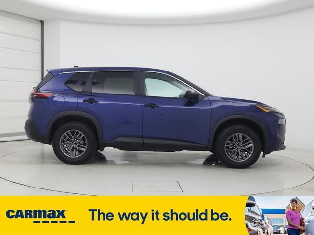 Photo of 2023 Blue Nissan Rogue