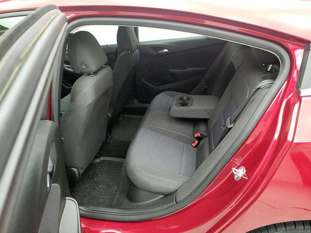Photo of 2018 Red Chevrolet Cruze