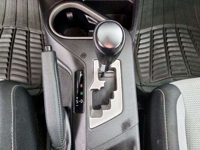 Photo of 2018 White Toyota RAV4