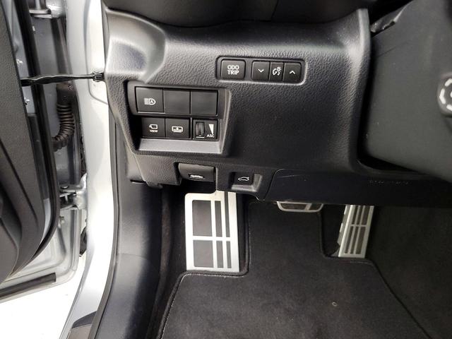 Photo of 2023 Silver Lexus IS 500