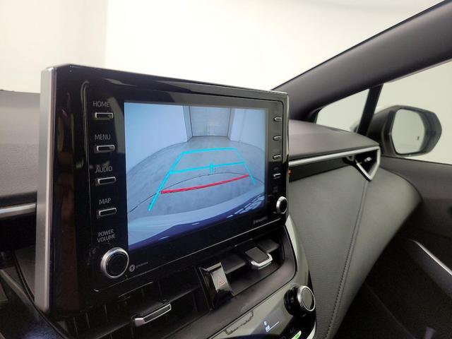 Photo of 2021 White Toyota Corolla