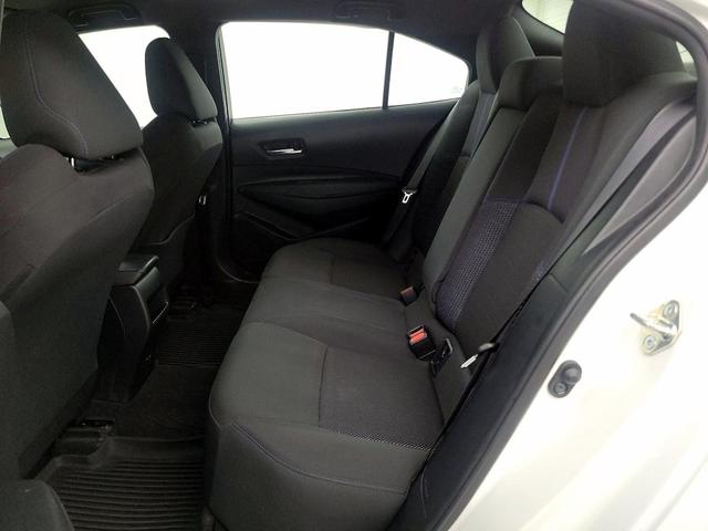 Photo of 2021 White Toyota Corolla