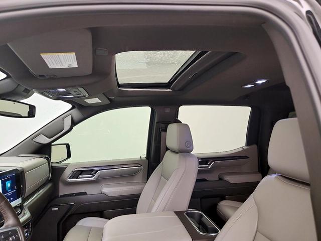 Photo of 2024 Black Chevrolet Silverado 1500