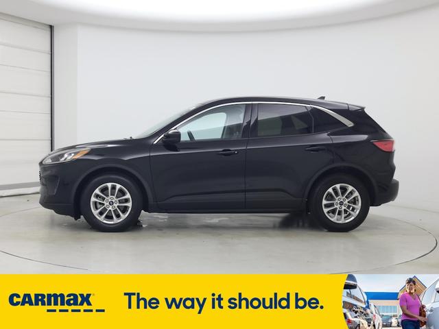 Photo of 2021 Black Ford Escape