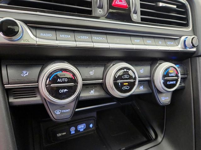 Photo of 2019 Gray Genesis G70