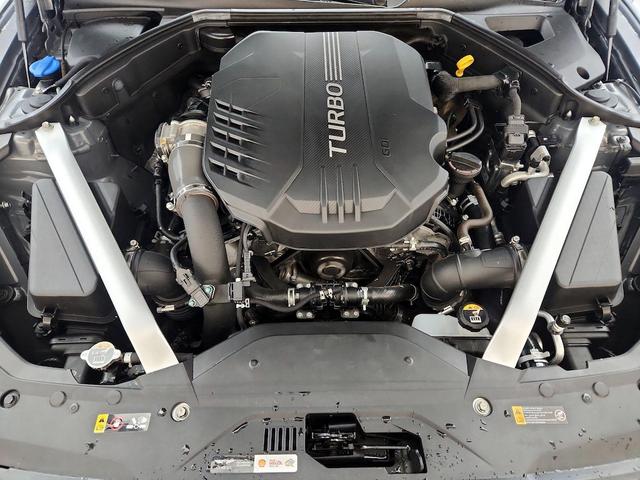 Photo of 2019 Gray Genesis G70